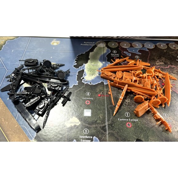 Axis & Allies 1941: The World Is At War WWII Strategy Board Game Avalon Hill - Picture 9 of 16